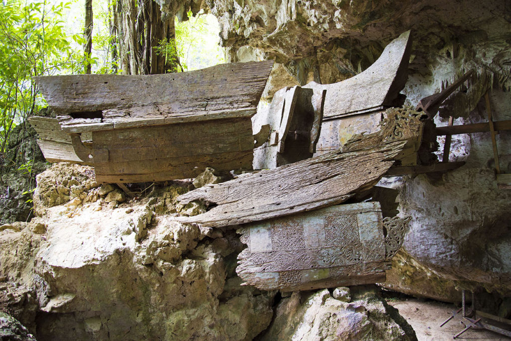 Burial cave called Londa in Tana Toraja, Indonesia, with tau-tau statues and skulls